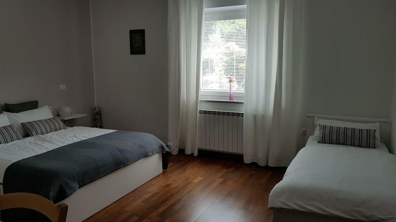 Guesthouse Pri Mihelovih Сежана Екстер'єр фото